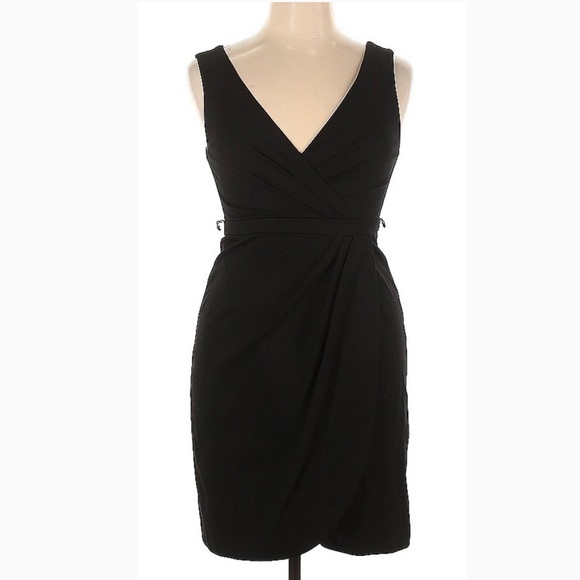 Trina Turk Dresses & Skirts - Trina Turk Sleeveless Wrap Surplice Tulip Black Cocktail Dress